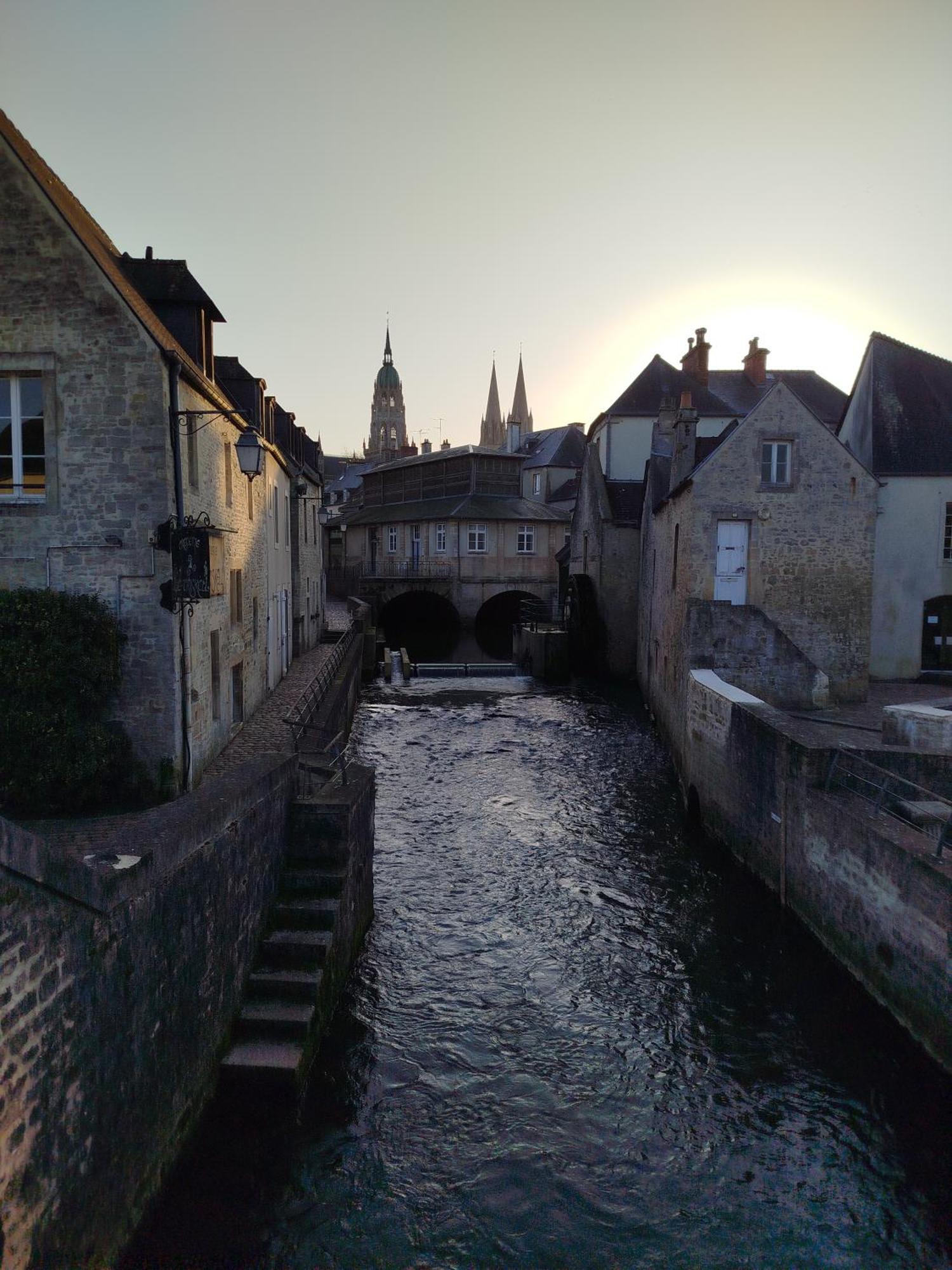 Logis Proche Des Plages Du Debarquement Vaucelles Buitenkant foto